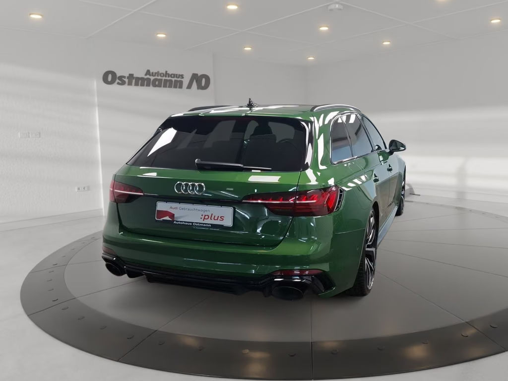 Audi RS4