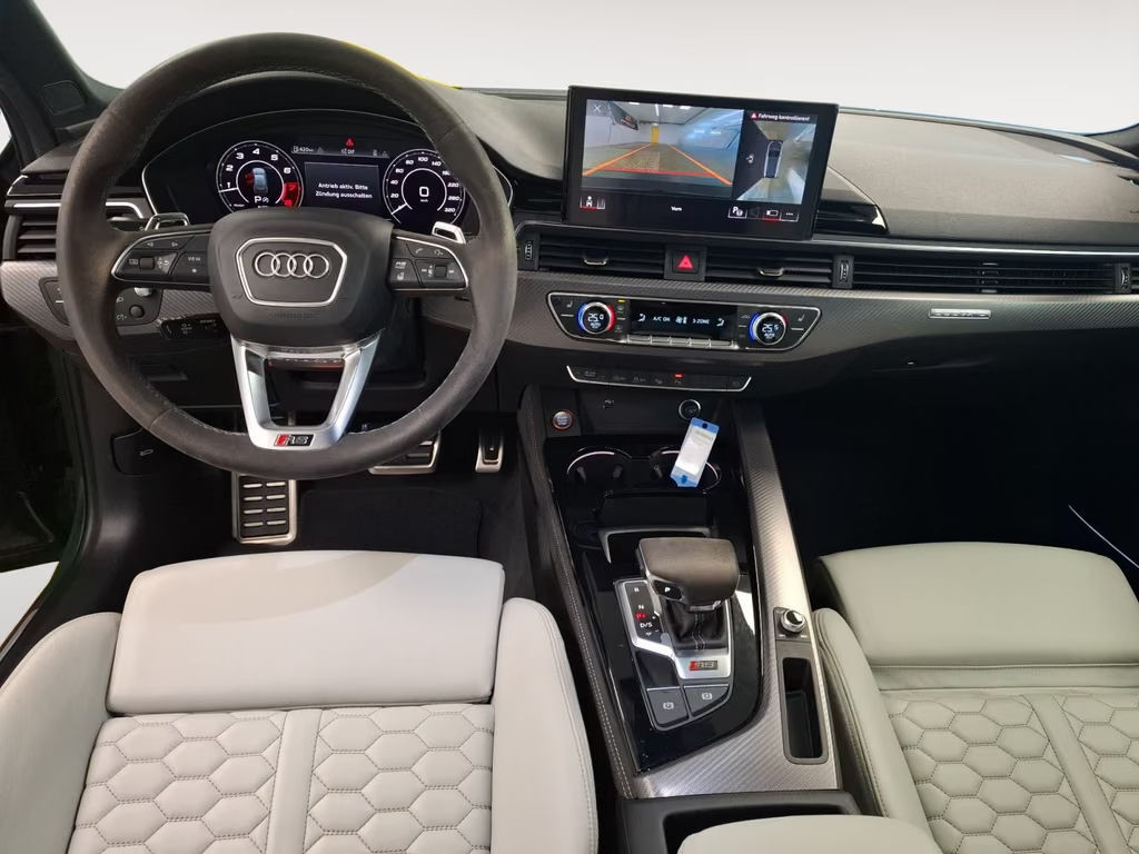 Audi RS4