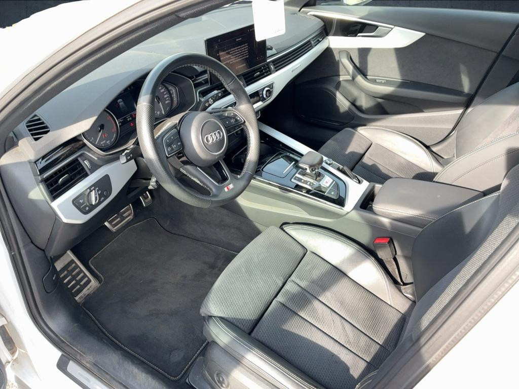 Audi S4