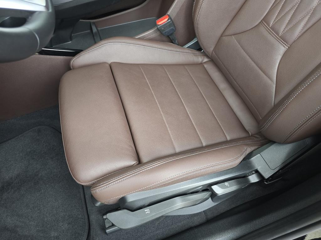BMW iX2