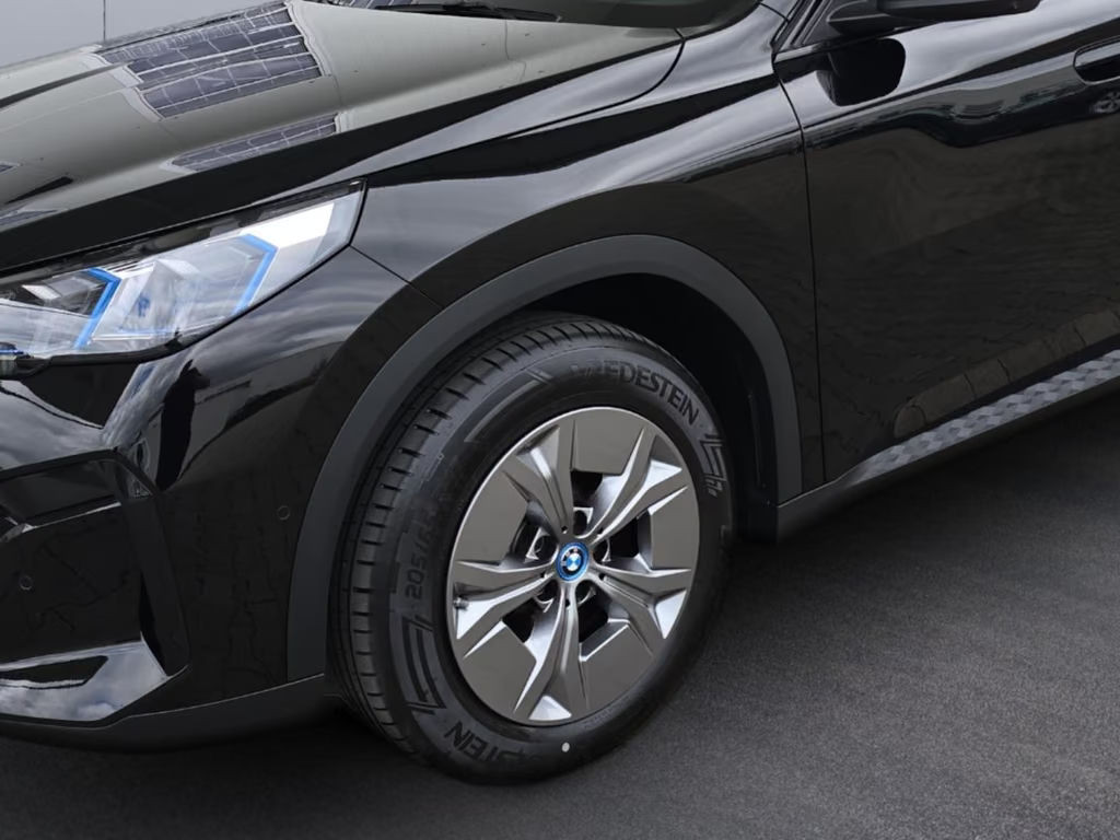 BMW iX2