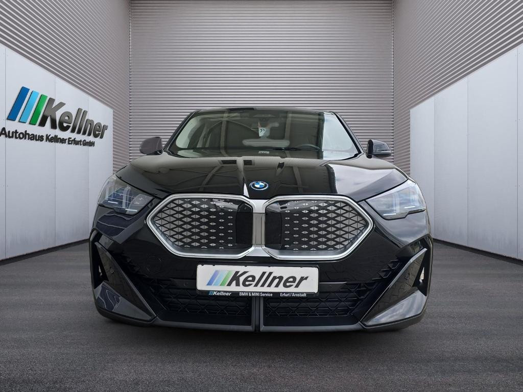 BMW iX2