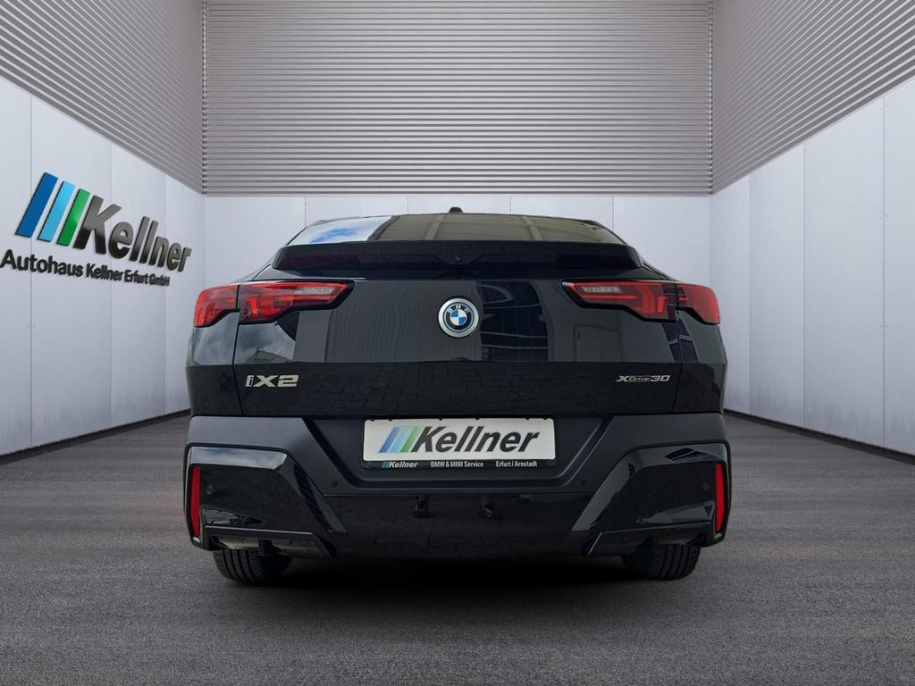 BMW iX2