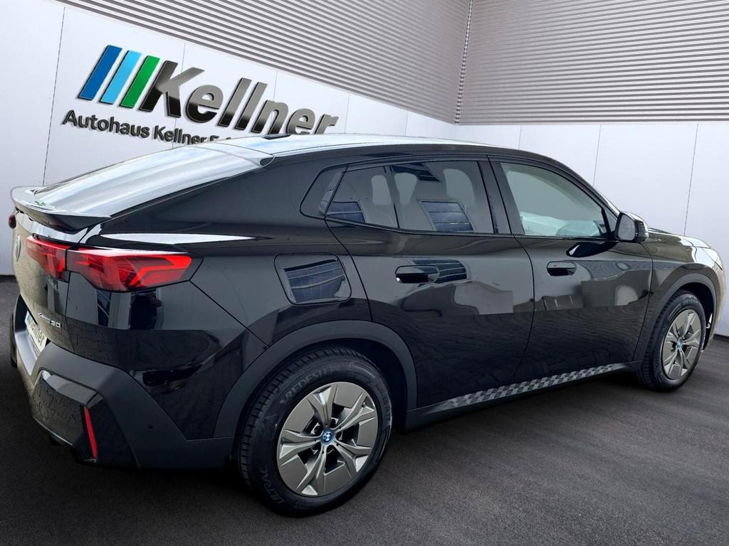BMW iX2
