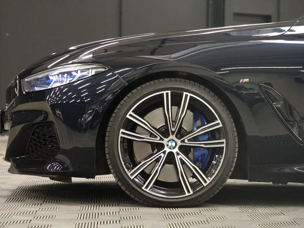 BMW M850