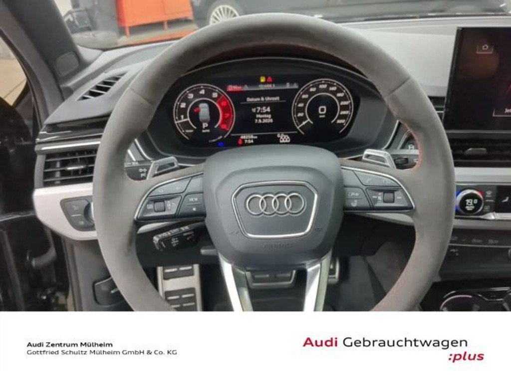 Audi RS4
