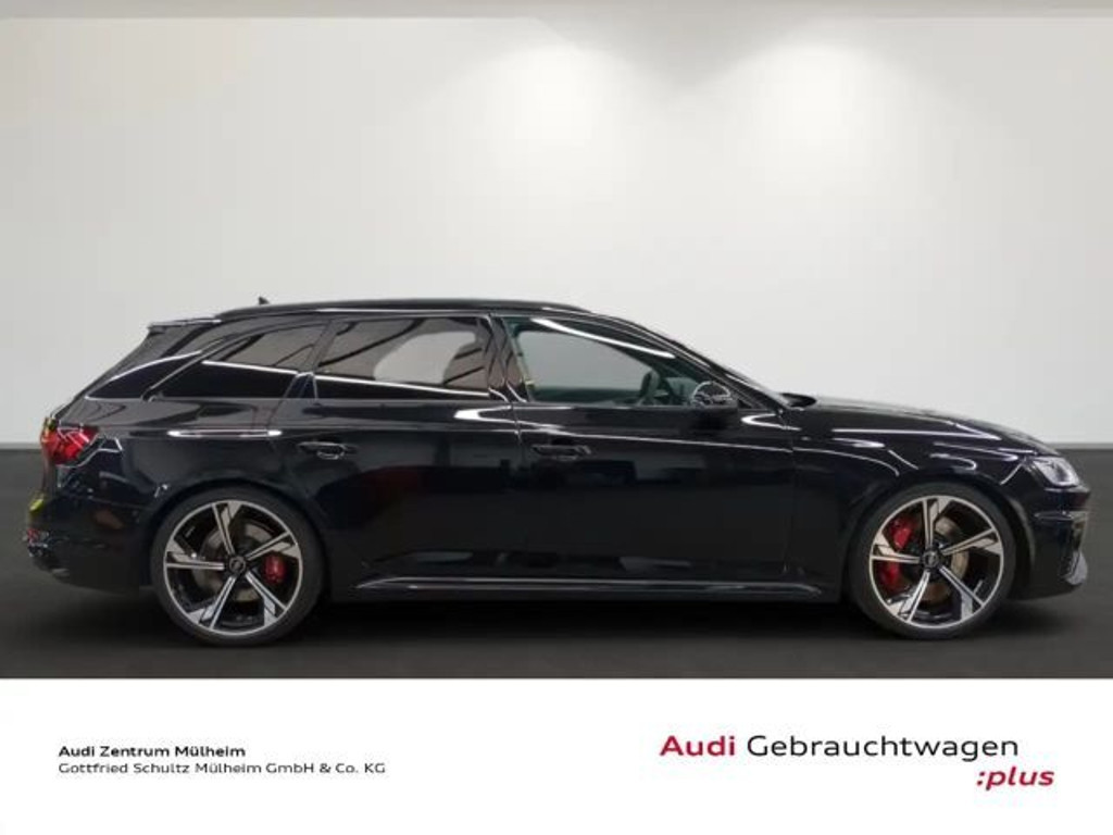 Audi RS4