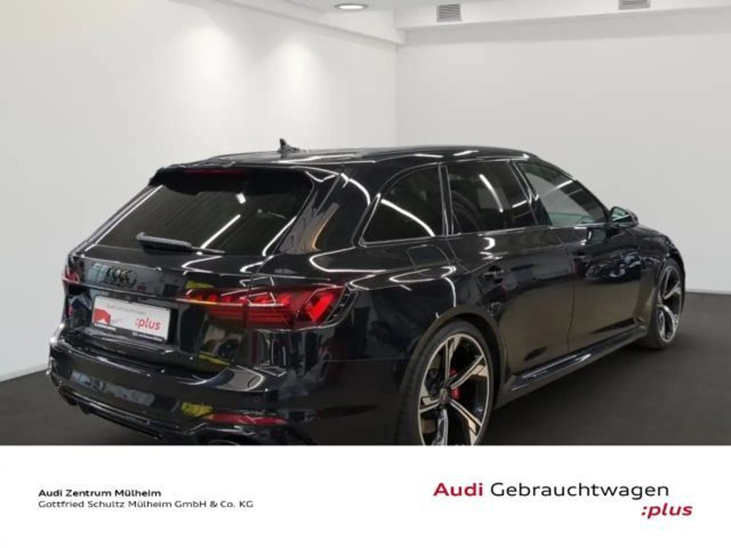 Audi RS4