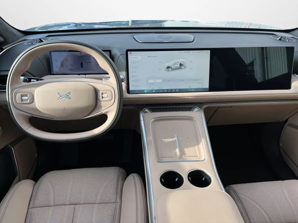 Xpeng G9