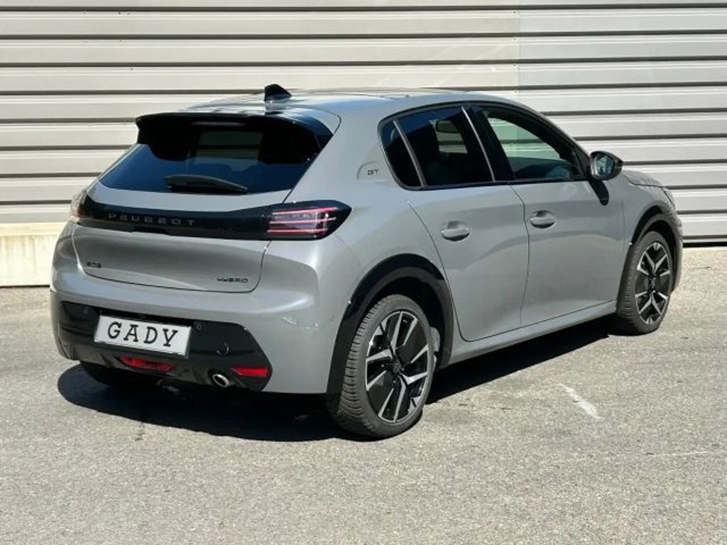 Peugeot e-208