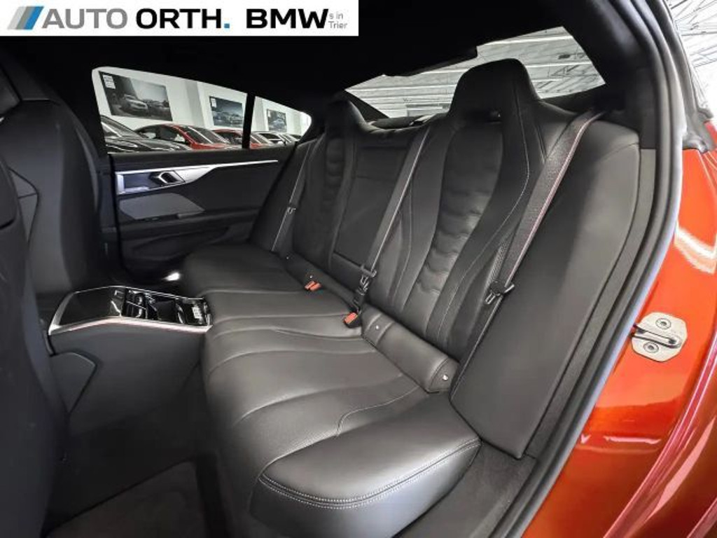 BMW M850