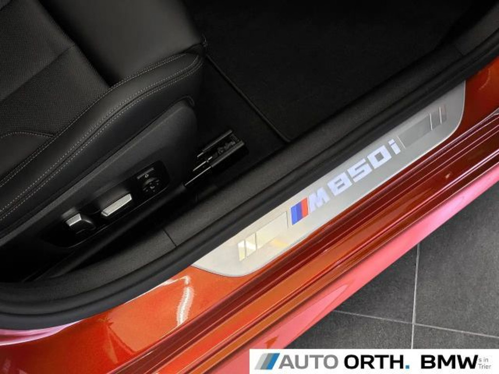 BMW M850