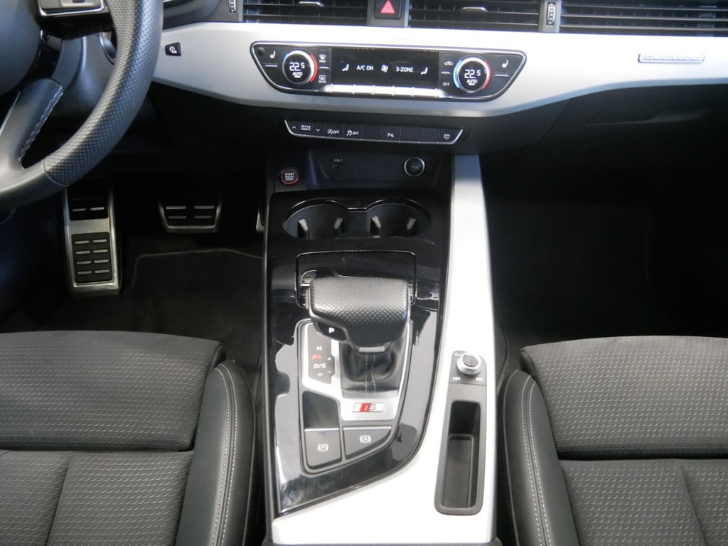 Audi S4