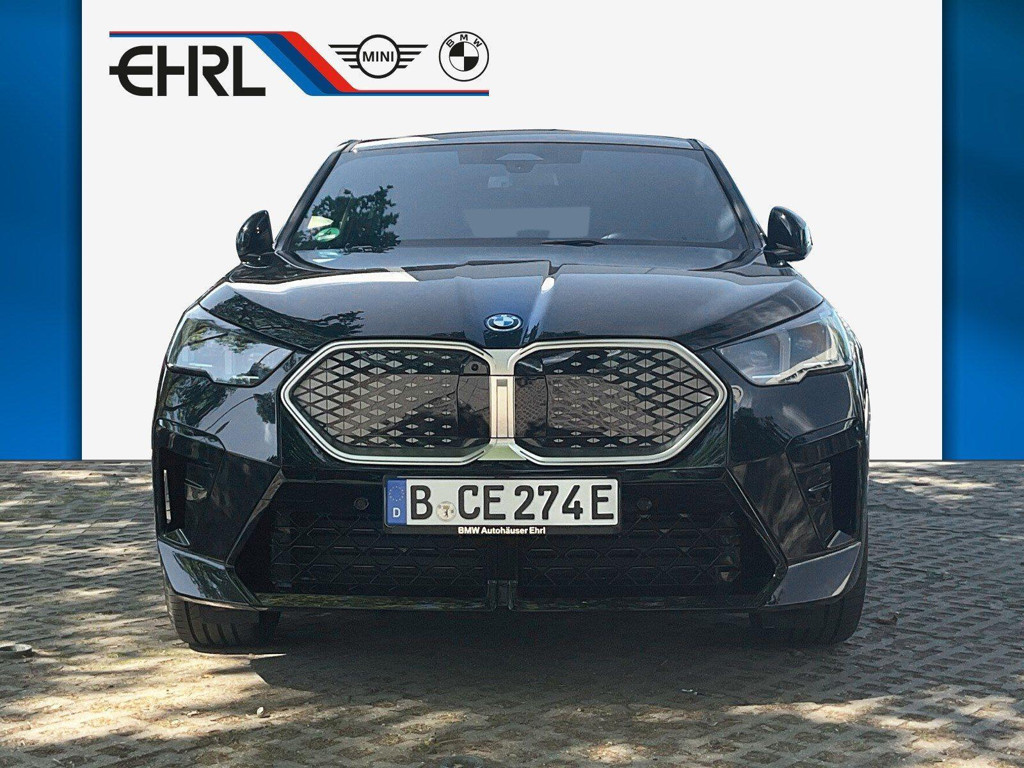 BMW iX2
