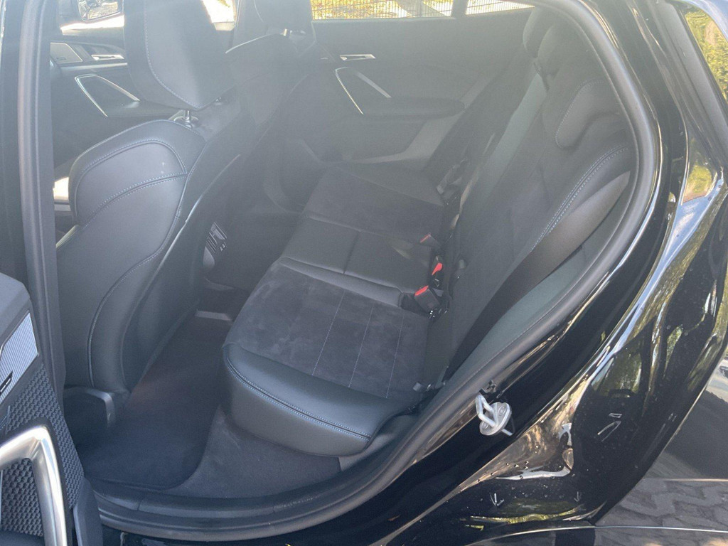 BMW iX2