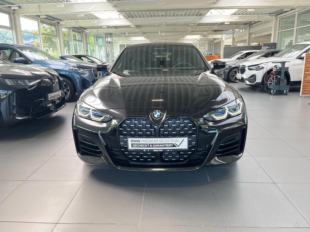 BMW M440