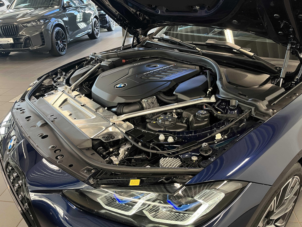 BMW M440