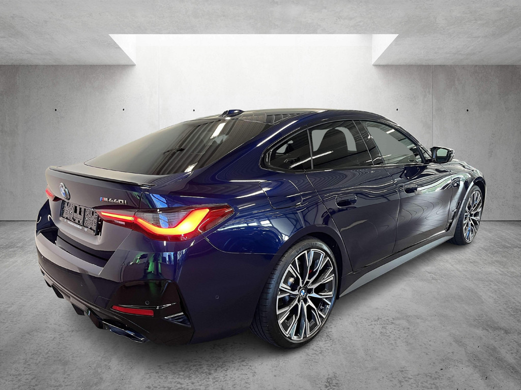 BMW M440