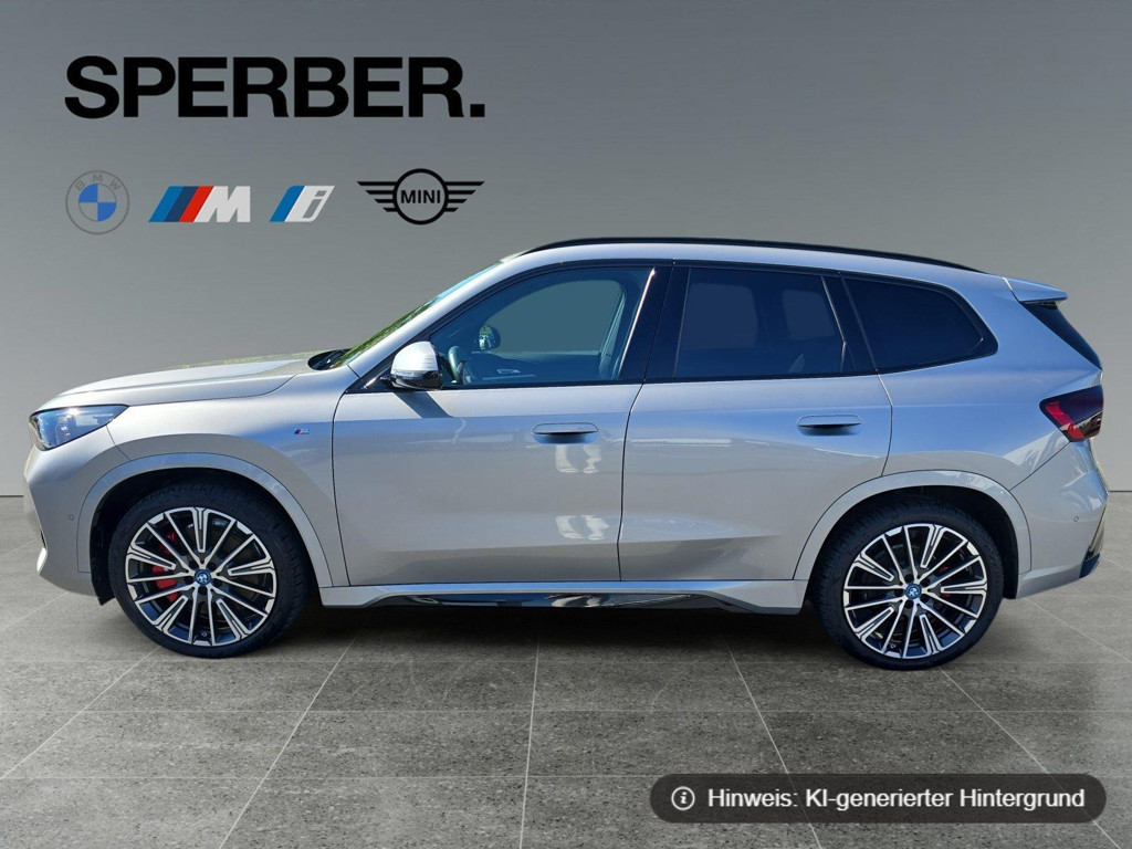 BMW iX1