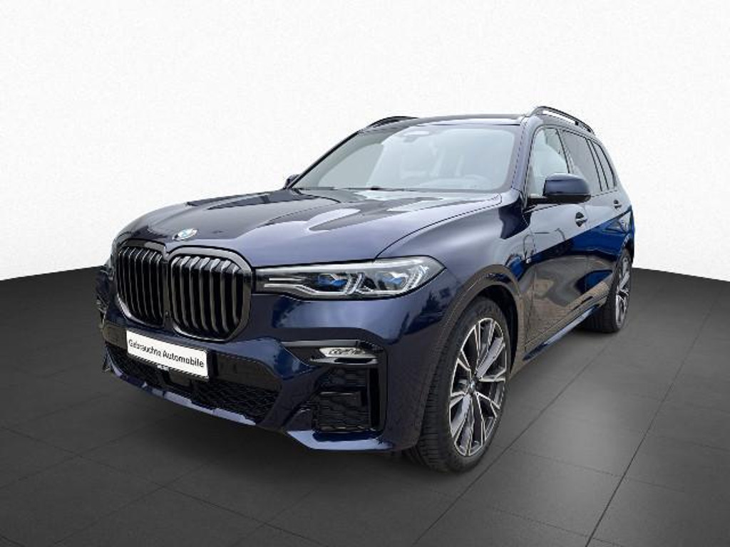 BMW X7 M50i