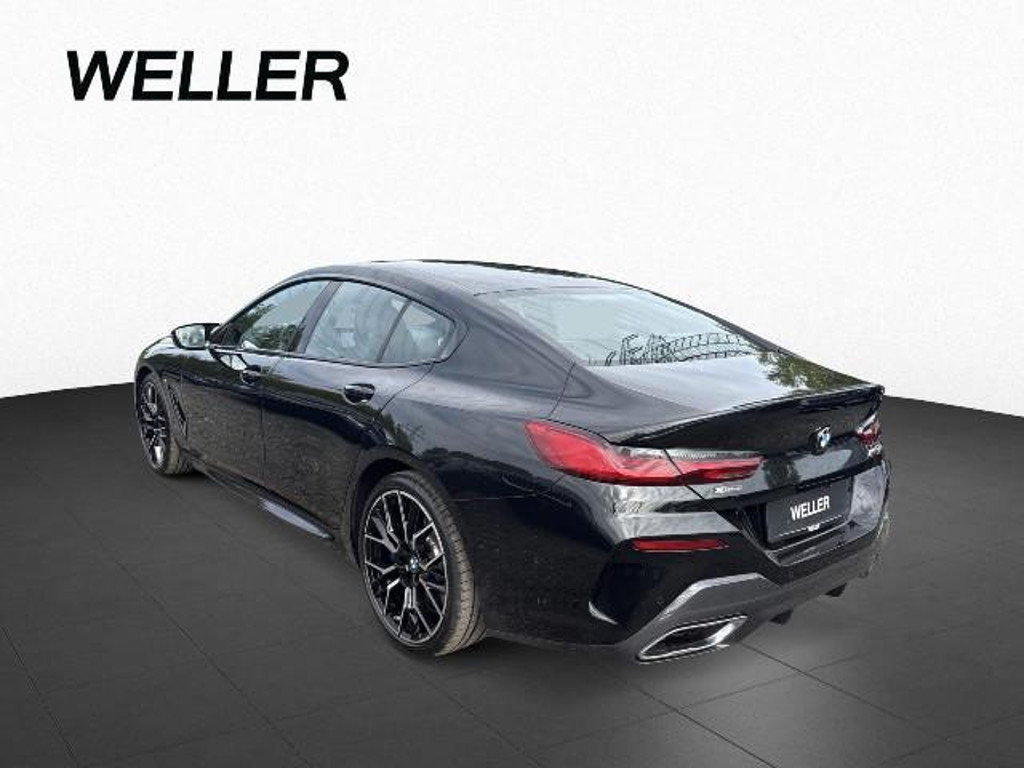 BMW M850
