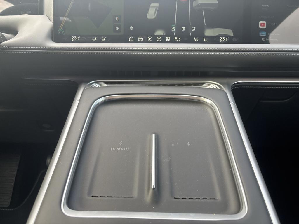Xpeng G9