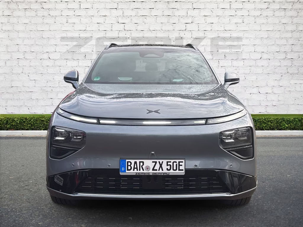 Xpeng G9