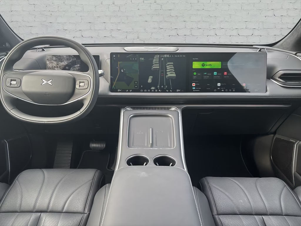 Xpeng G9