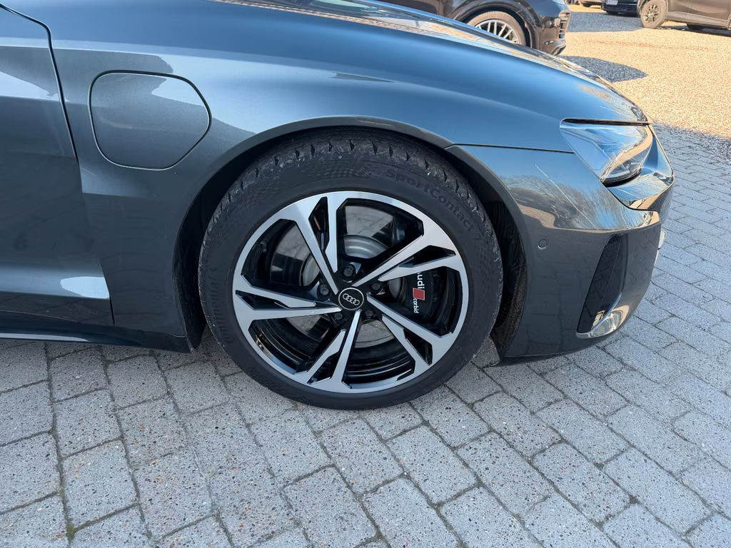 Audi e-tron GT