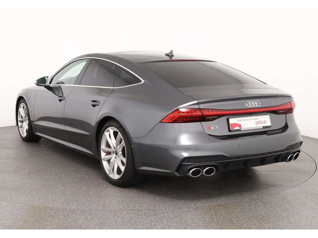 Audi S7