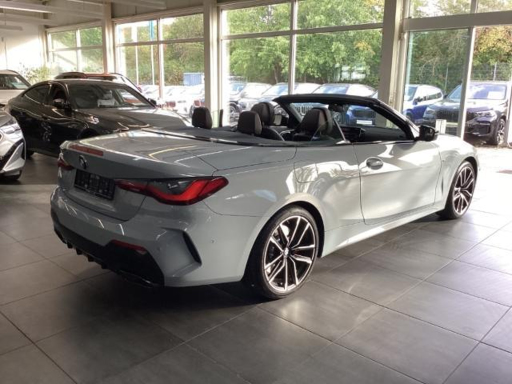 BMW M440