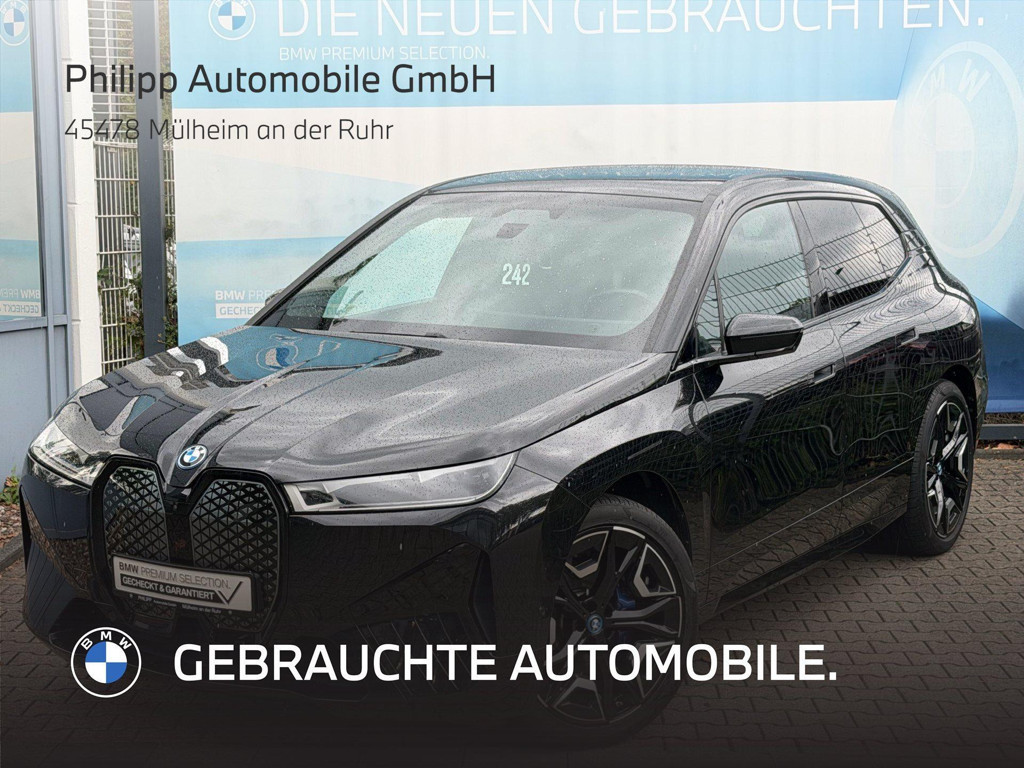 BMW iX