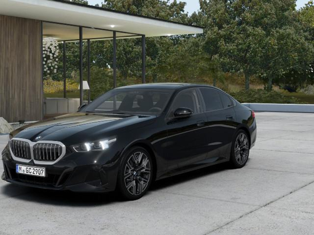 BMW 5 Serie 520 M-Sport Sedan 520d