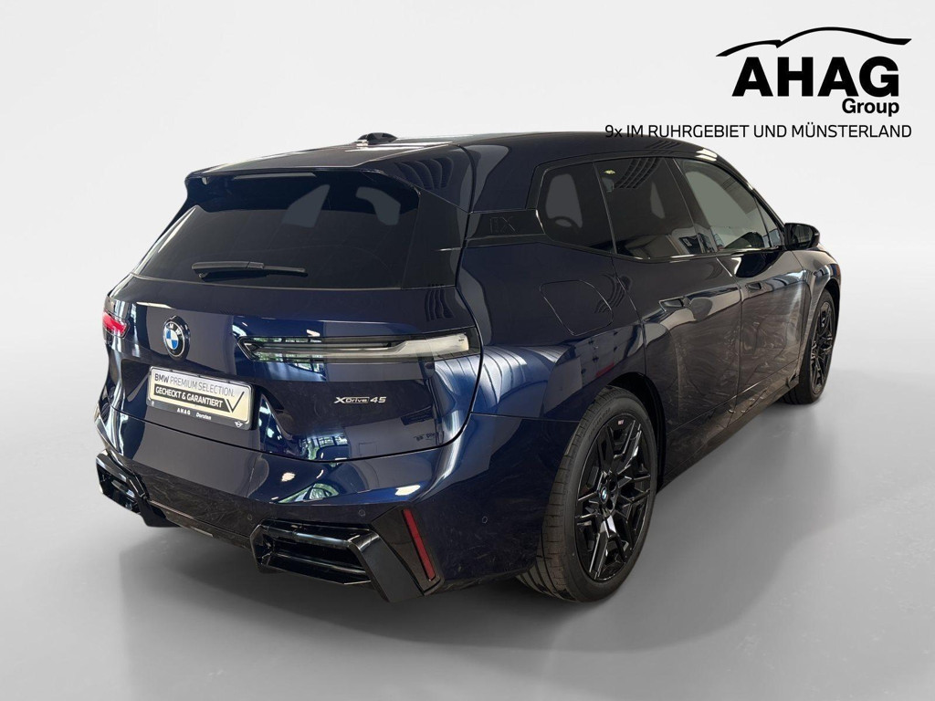 BMW iX xDrive45