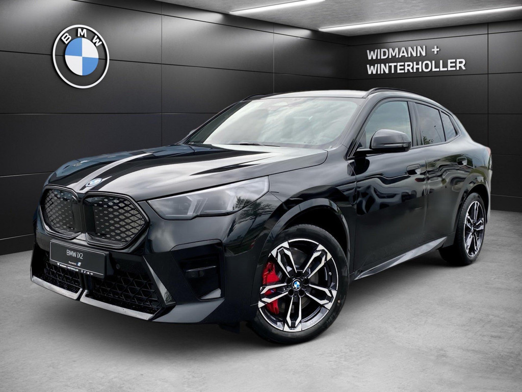 BMW iX2 xDrive30
