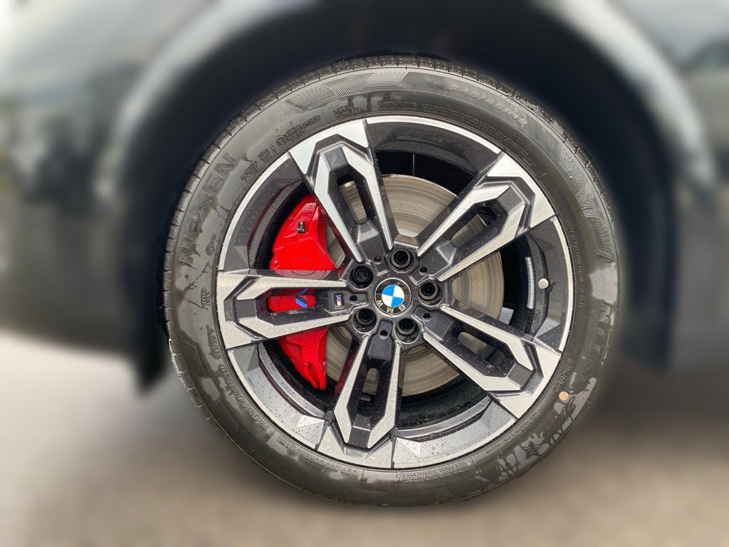 BMW iX2