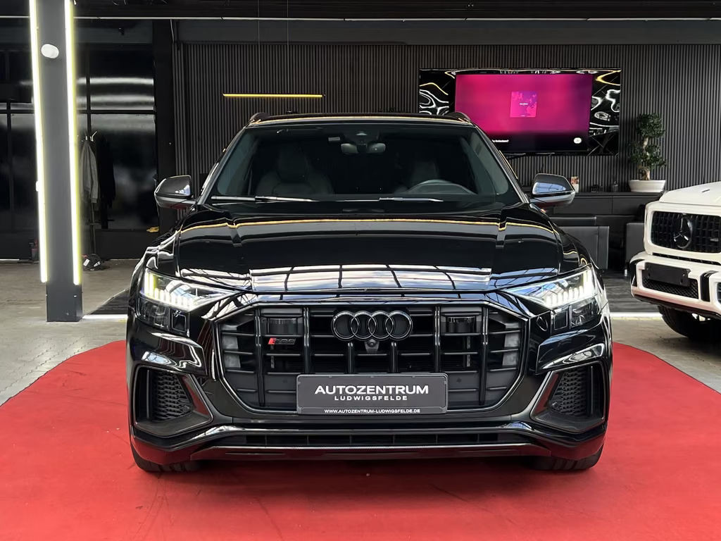 Audi SQ8