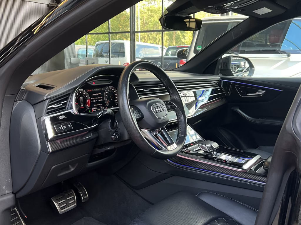 Audi SQ8