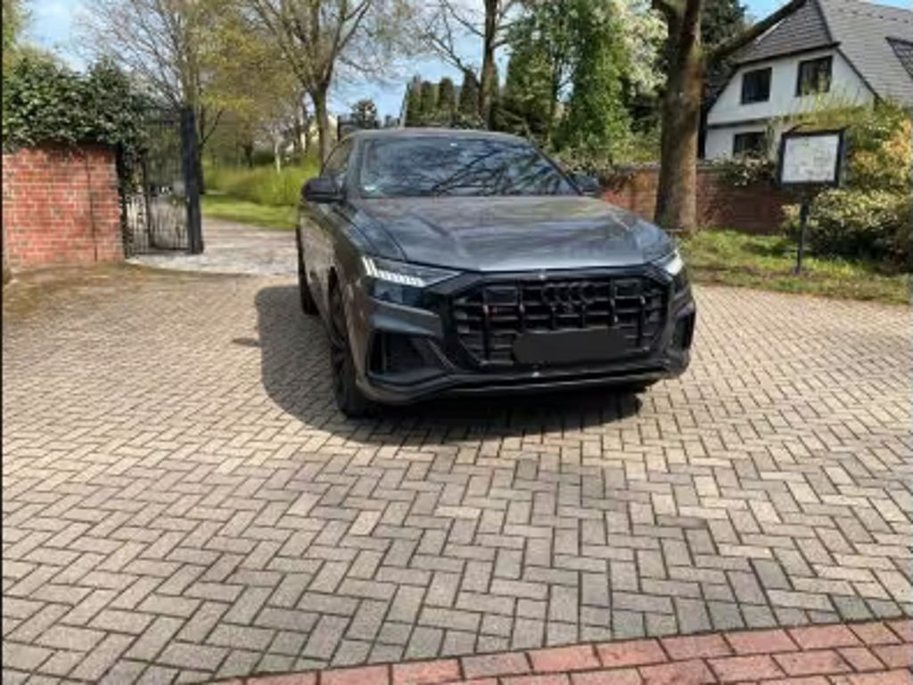 Audi SQ8