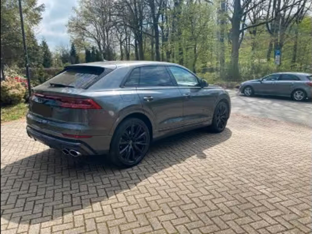 Audi SQ8