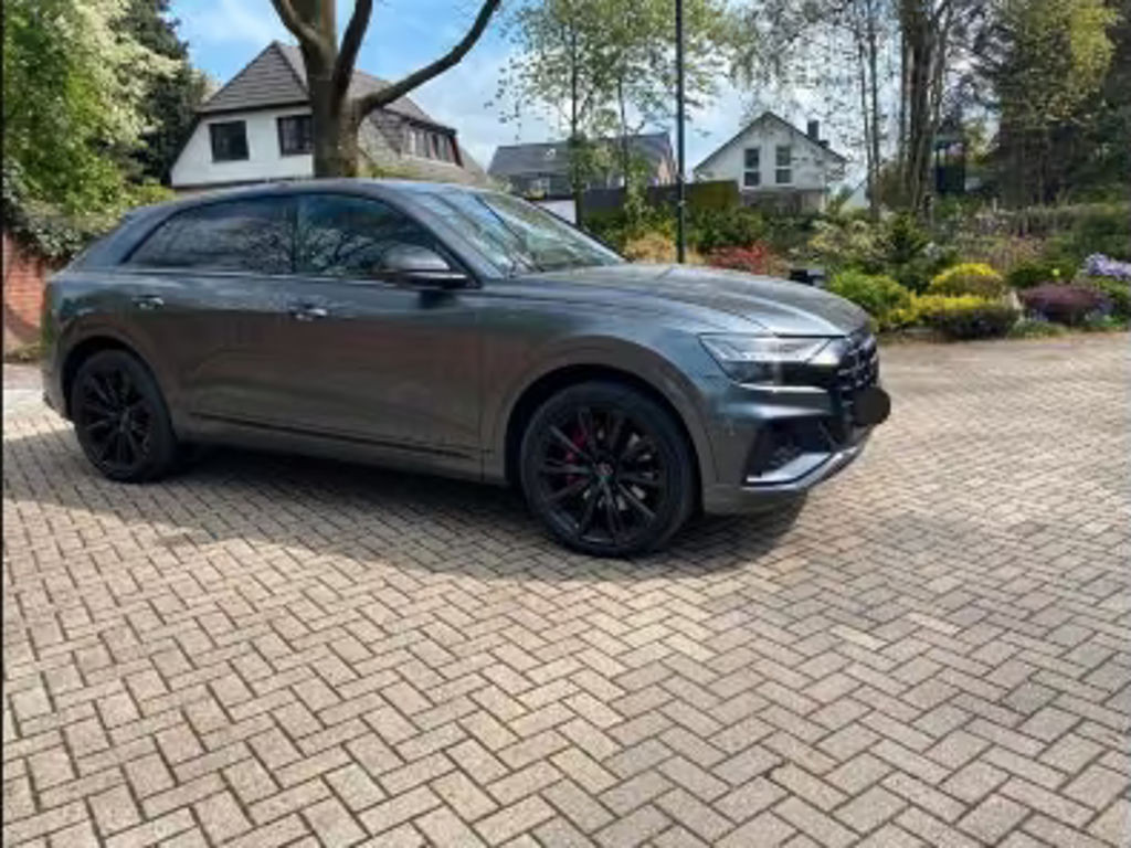Audi SQ8