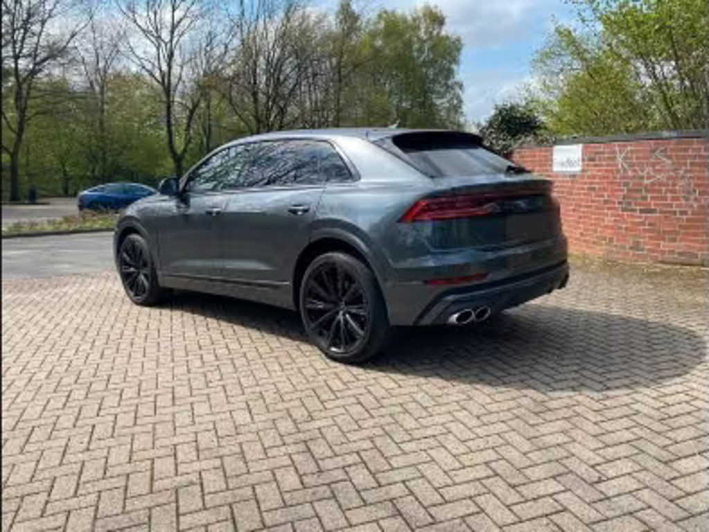 Audi SQ8