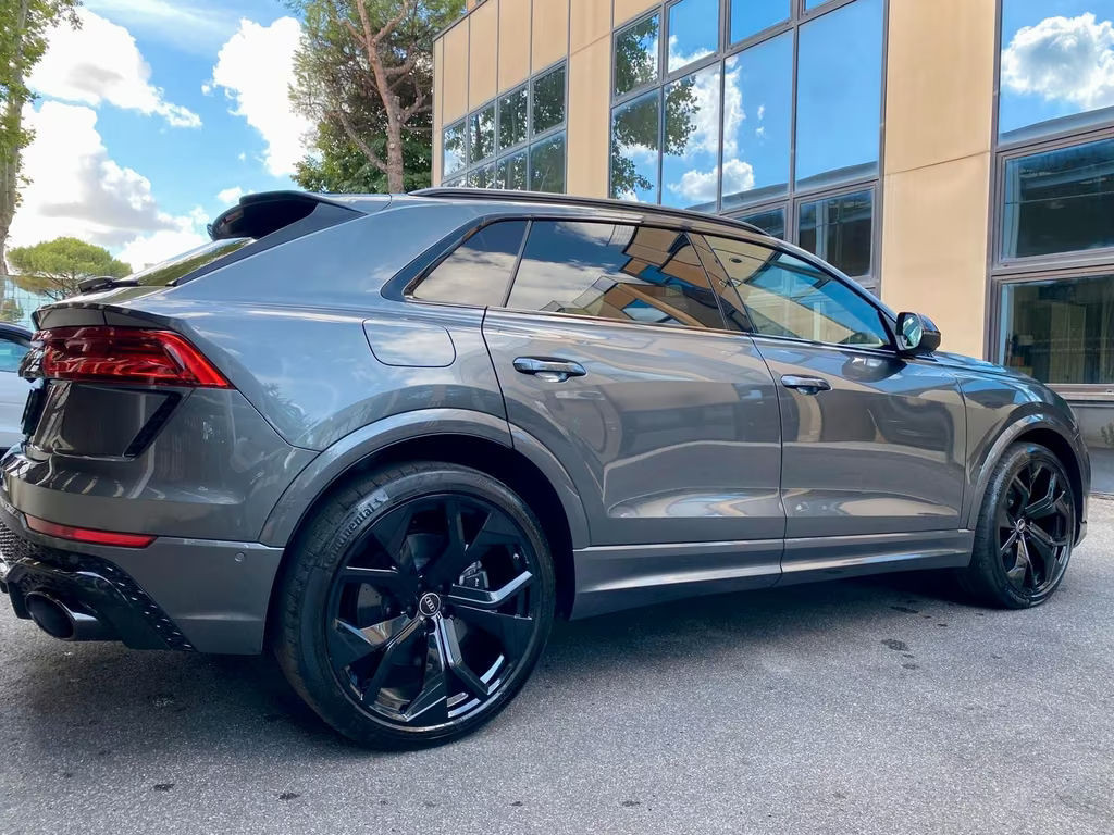 Audi RS Q8