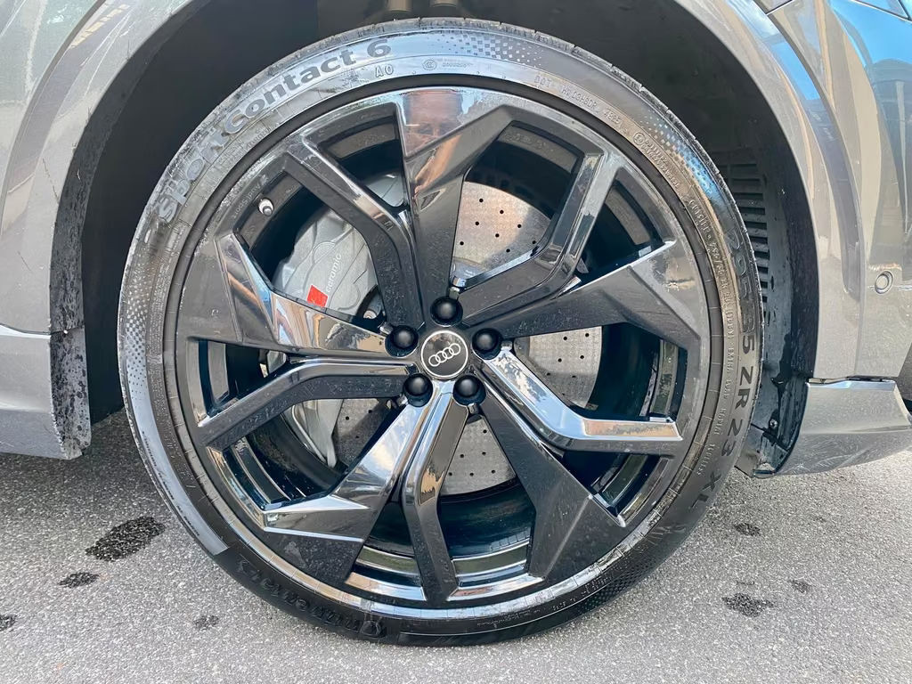 Audi RS Q8