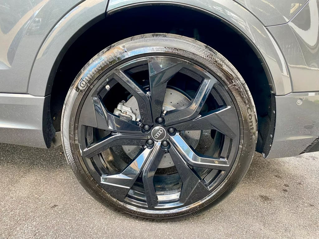 Audi RS Q8