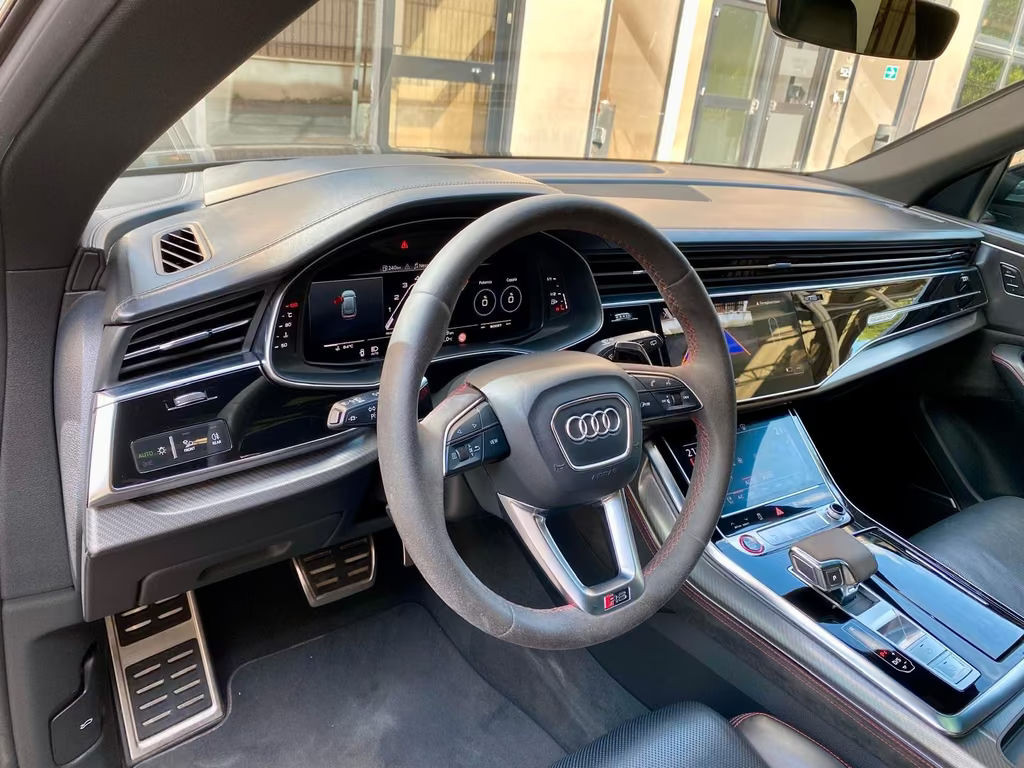 Audi RS Q8