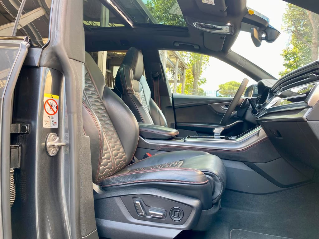 Audi RS Q8