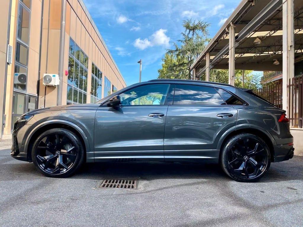 Audi RS Q8