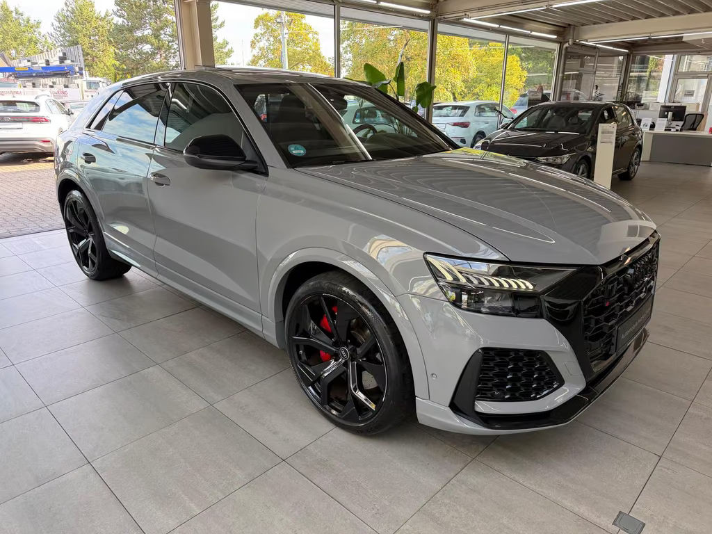 Audi RS Q8