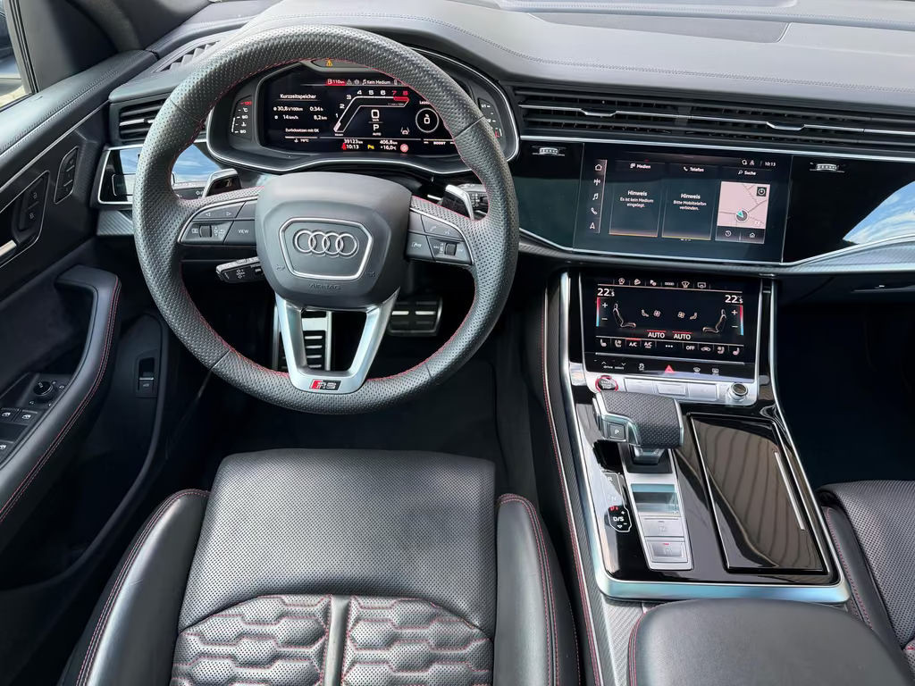 Audi RS Q8